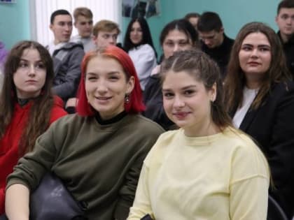 Международная выставка «Россия» ждет! А студенты региона продолжают готовиться встречать гостей на ВДНХ