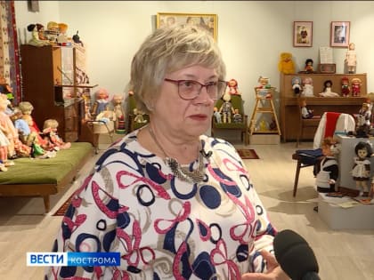 «Кукла идёт в школу»: в Костромском музее-заповеднике открылась необычная выставка