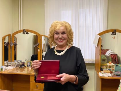 Актриса Костромского драмтеатра получила звание Народного Артиста