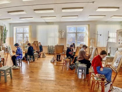 Живописные таланты в стенах академии