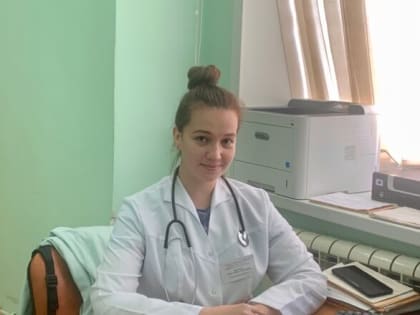 В Николо – Поломской амбулатории приступил к работе молодой врач — терапевт