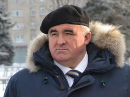 Уважаемые ветераны Вооруженных сил, действующие военнослужащие армии России! Дорогие земляки!