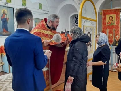 В Петропавловском храме села Боговарово прошло пасхальное богослужение
