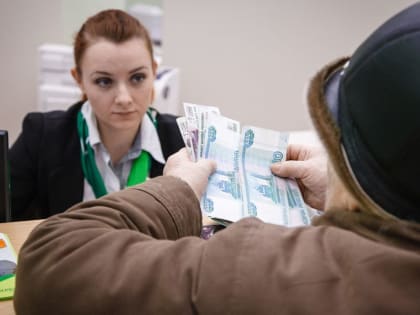 На каждого костромича приходится в среднем 223 900 рублей банковских вкладов