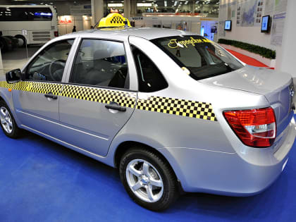 Костромских таксистов пересадят на отечественные автомобили