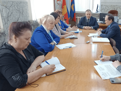 Оказание помощи семьям участников СВО на контроле у главы района