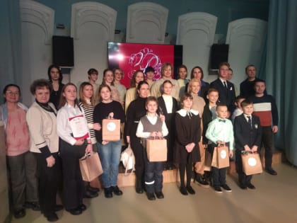 13 школьников из Костромы вошли в число победителей конкурса «Мое Золотое кольцо»