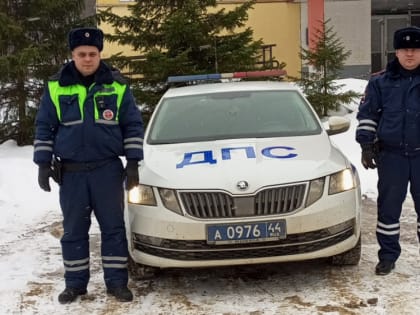 4-летнего малыша доставили в больницу с полицейским кортежем