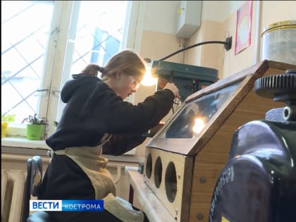 Сергей Ситников посоветовал костромским предприятиям привлекать рабочих жильём