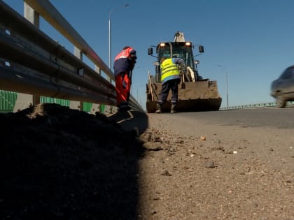 Кострому начали активно очищать от снега и грязи