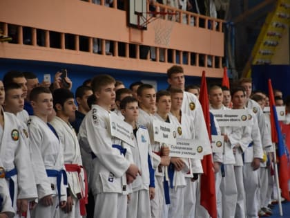 В Костроме собрались лучшие рукопашники страны