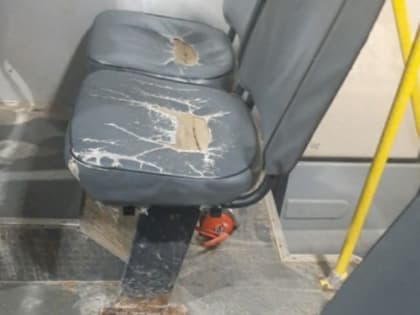 Костромич оригинально пожаловался на качество сидений в местных автобусах