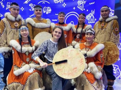 Молодежная делегация региона сегодня посетила международную выставку-форум «Россия»