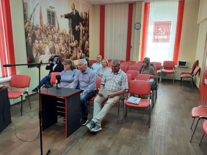 Поговорили с депутатом