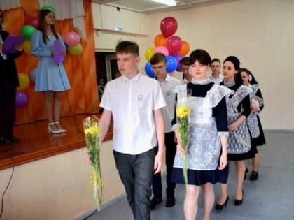 Пусть родным домом останется школа для вас…