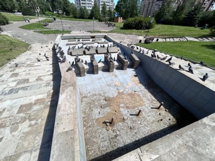 Костромичи пожаловались молодежи ЛДПР на ужасное состояние заволжского сквера