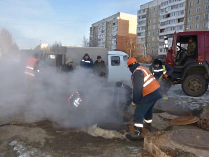 Жители нескольких костромских улиц сегодня весь день сидят без отопления и воды