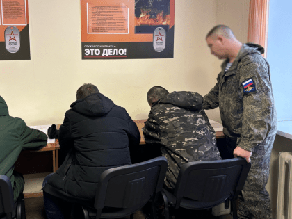 Жители региона подписывают контракты с Минобороны, чтобы приблизить Победу