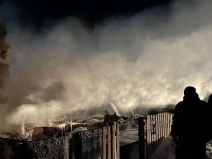 Криминфо: В Судиславле сотрудники полиции установили личность подозреваемого в поджоге многоквартирного жилого дома