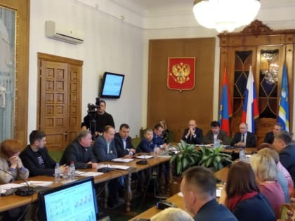 Депутаты Костромы решили спасти себя от дискредитации запретом видеосъемки заседаний