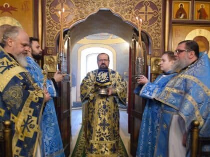 В Неделю о Страшном Суде епископ Галичский и Макарьевский Алексий совершил Божественную литургию в Успенском Паисиево-Галичском женском монастыре г.Галича
