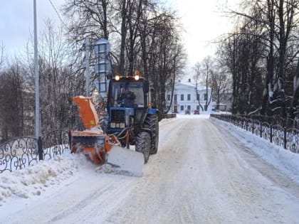 Благоустройство: На Романовском мостике всегда порядок