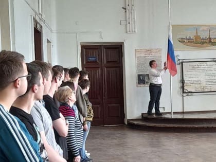 15 мая 2023 г. в рамках Всероссийского проекта «Разговоры о важном» прошли Торжественная линейка и классный час «День детских общественных объединений»