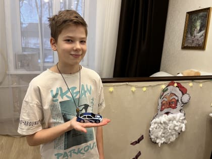 Леонид Слуцкий исполнил желания двух юных костромичей