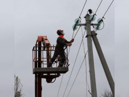 В Буйском районе Костромской области энергетики устраняют локальные отключения электроэнергии