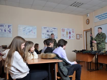 ОСН «Гроза» и отдел по конвоированию УФСИН России по Костромской области распахнули свои двери для учащихся школы №44