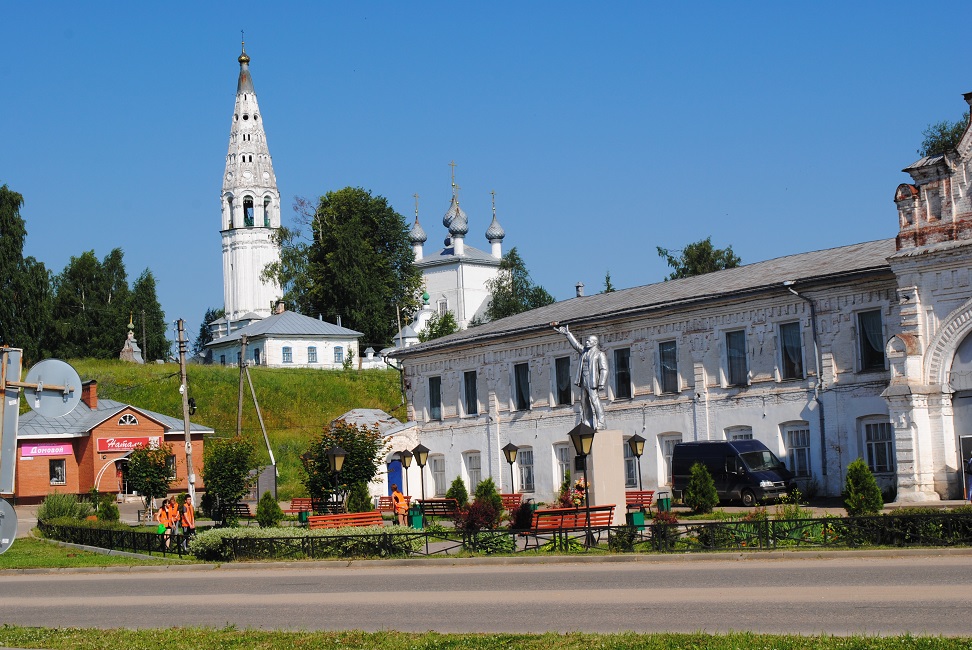 Погода в судиславском районе костромской. Судиславль пляж. Судиславль поселок или город. Магазин природа в Судиславле. Сельская жизнь Судиславль.