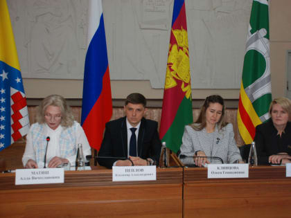 В сельском поселении Кубань на отчётной сессии глава Владимир Пеплов рассказал о работе за минувший год