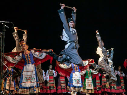 Концерт Кубанского казачьего хора в Сочи