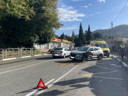 Авария в Сочи: женщина и её двухмесячный ребёнок пострадали