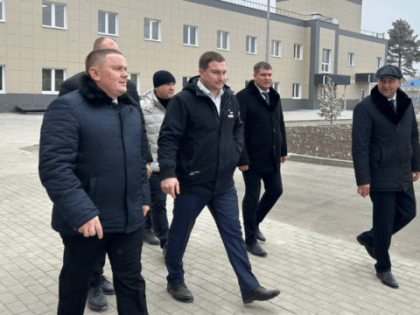 В станице Новопокровской достроили поликлинику на 250 посещений в смену
