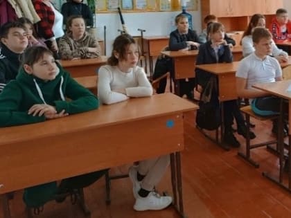 С крупскими школьниками провели антинаркотическую беседу