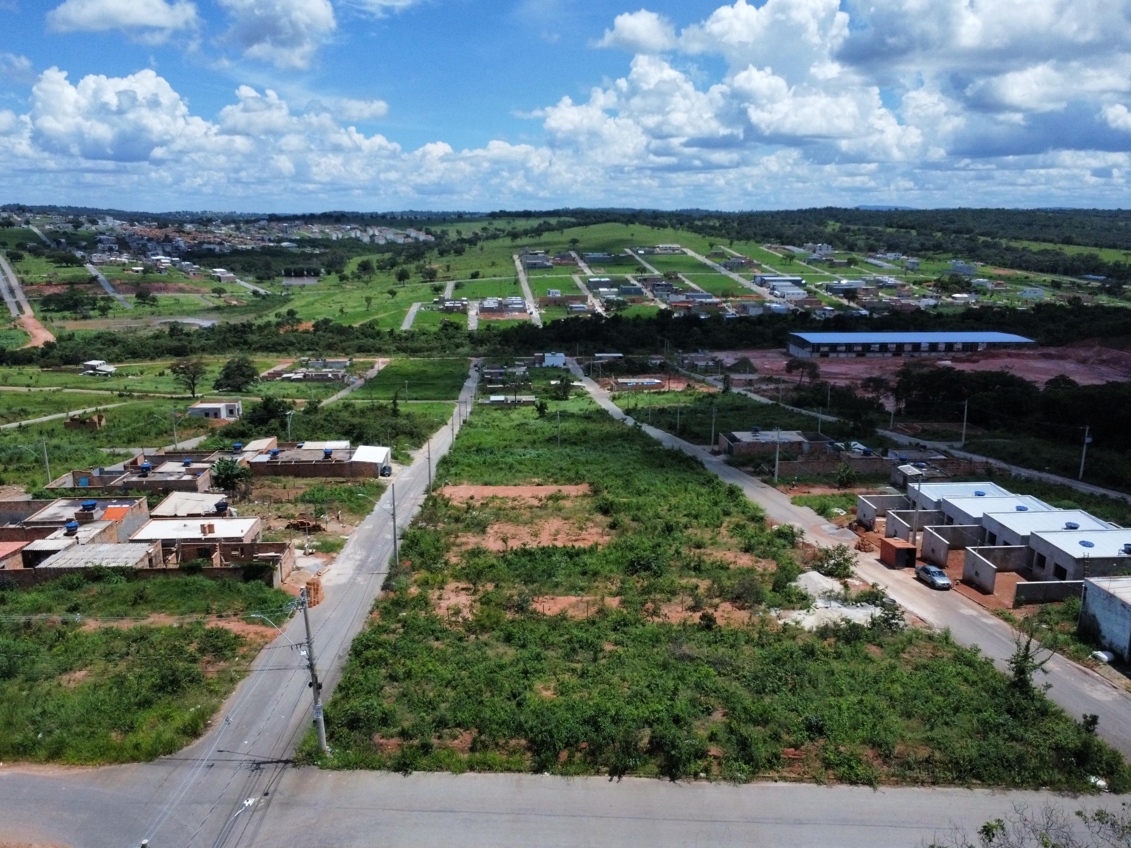 Lotes Bairro Regina Amaral