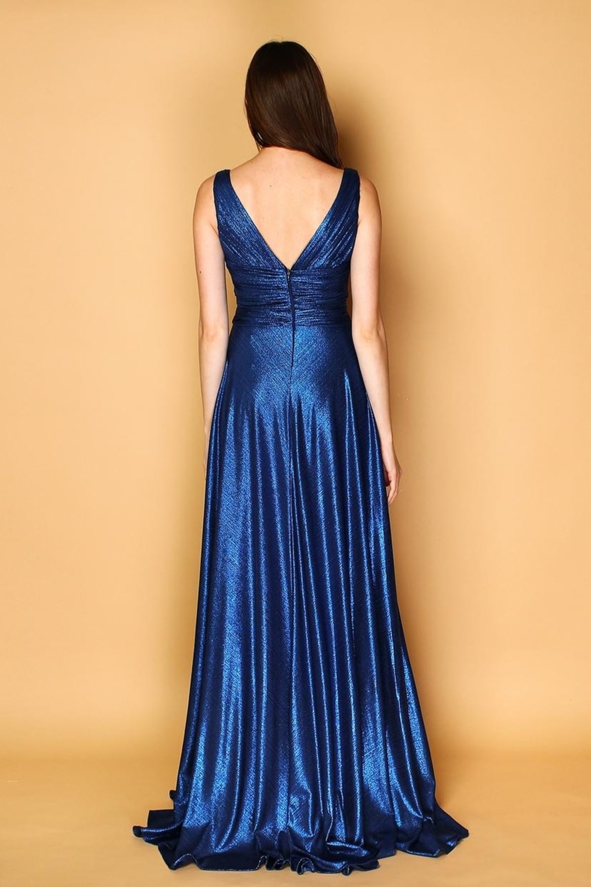 Gabriella — robe longue évasée plissé scintillant irisé décolleté V