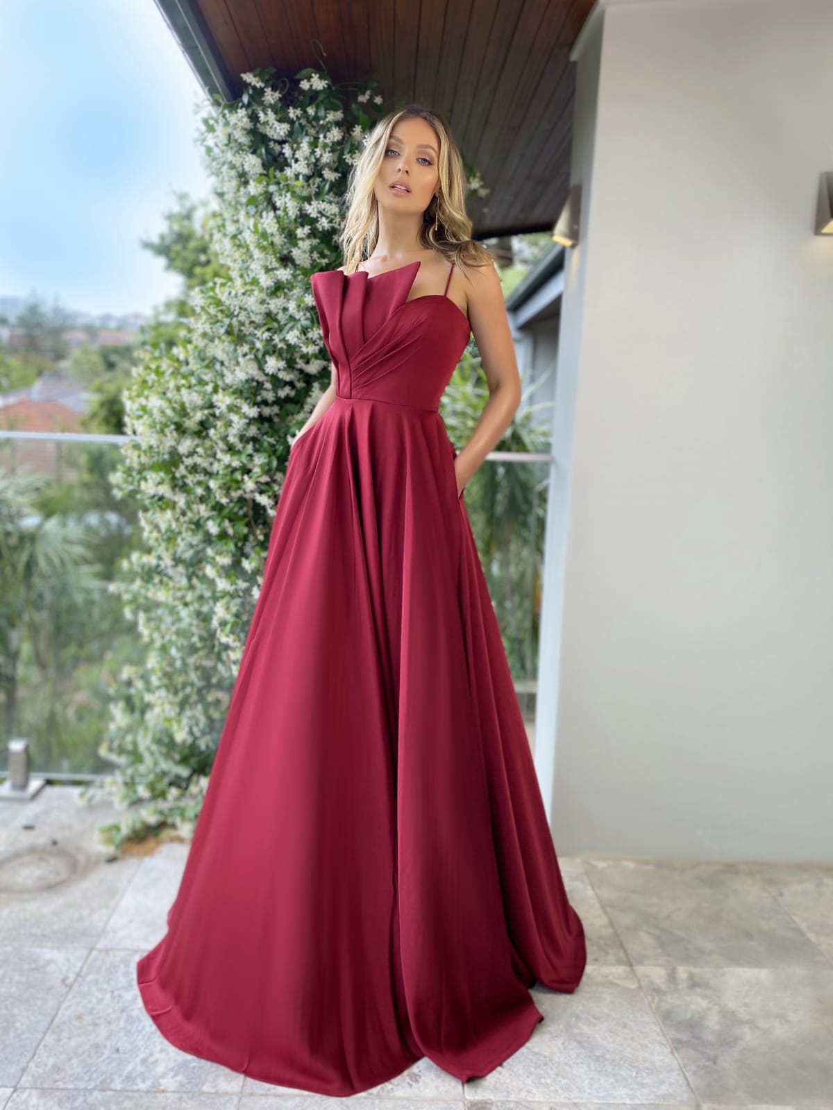 Dila — robe longue bustier plissé jupe évasée avec poches