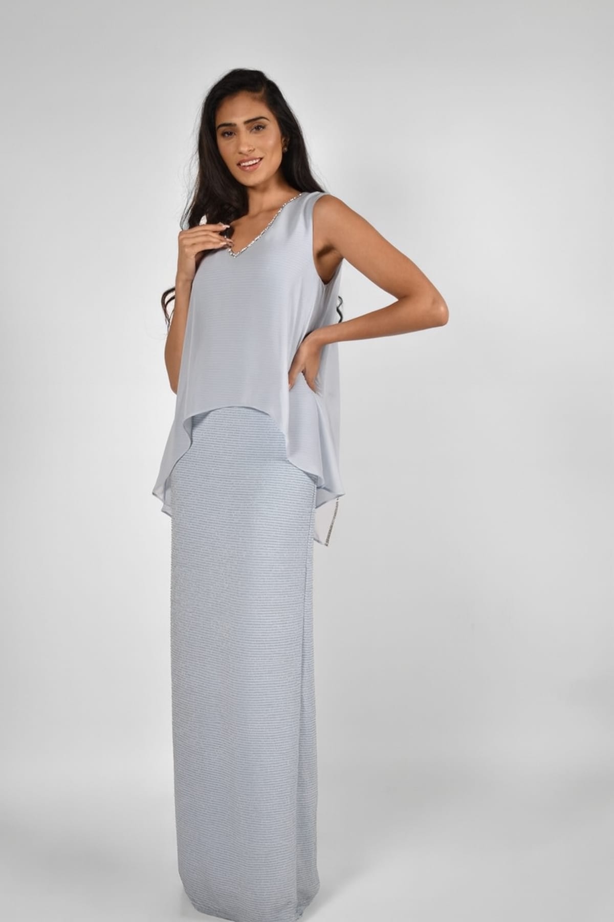 Sophia — robe longue droite cape mousseline strass