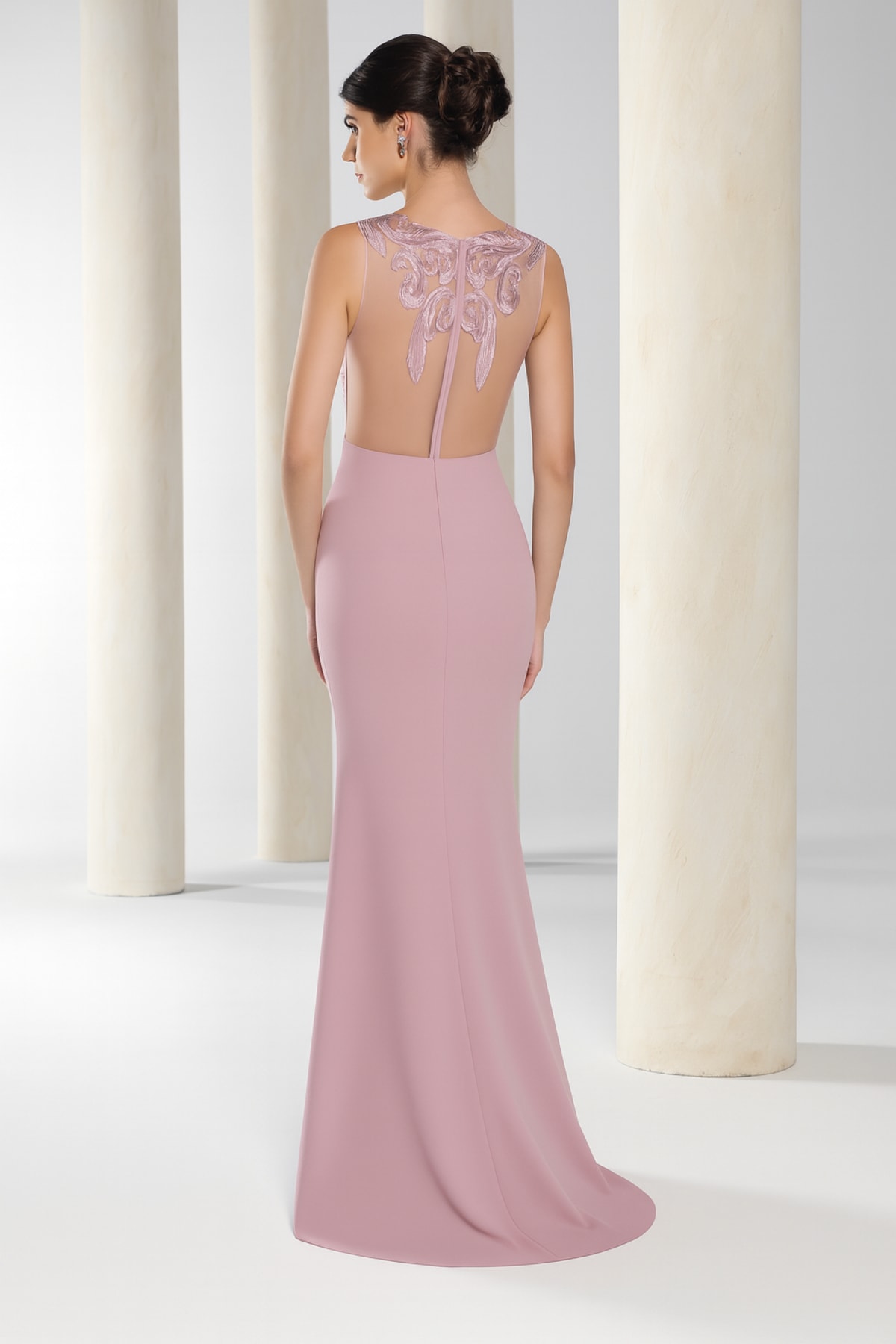 Armèle — robe longue fourreau haut dentelle et crêpe dos nu