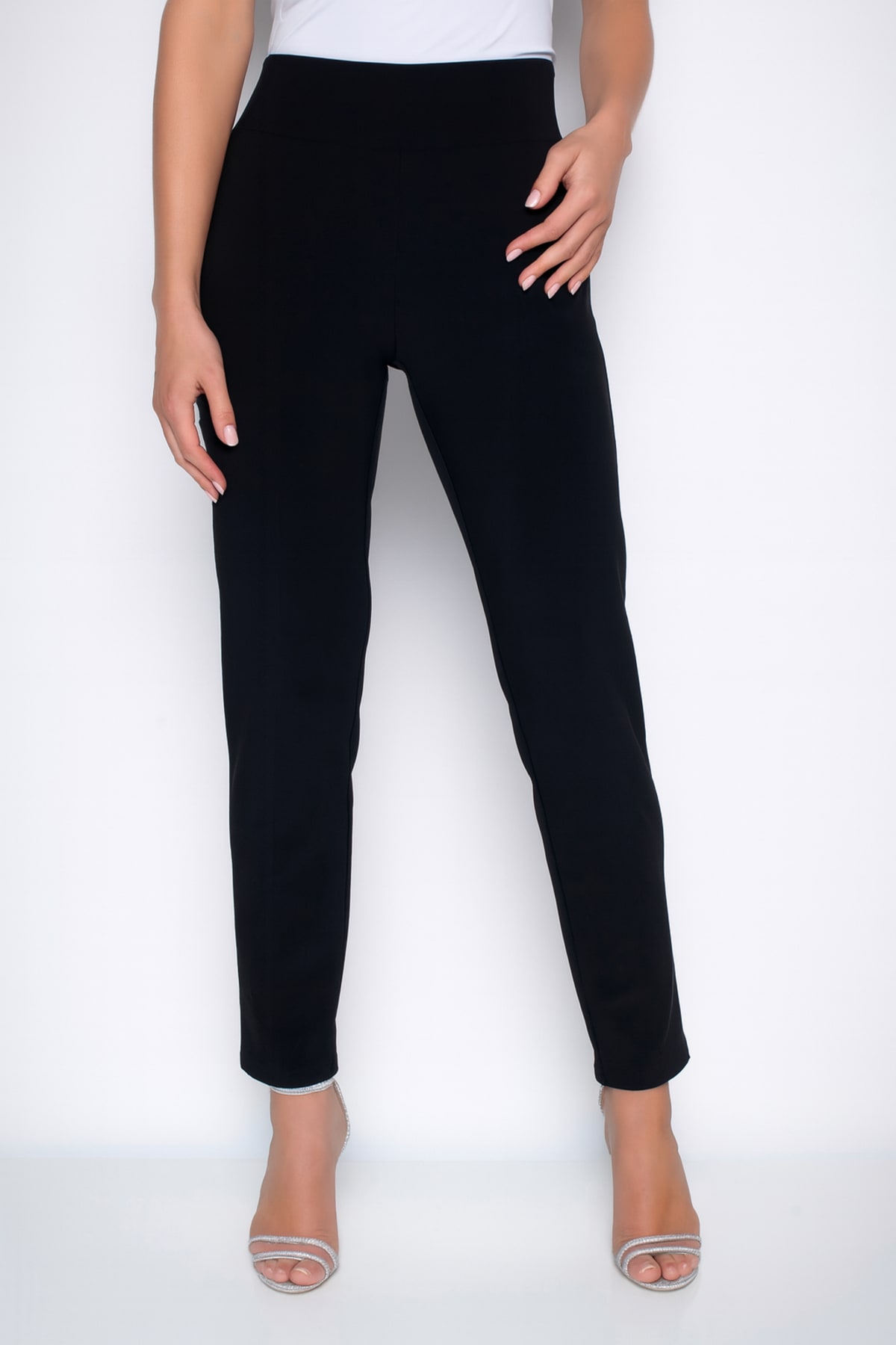 Pantalon Auréline coupe droite plis ceinture large strass dos