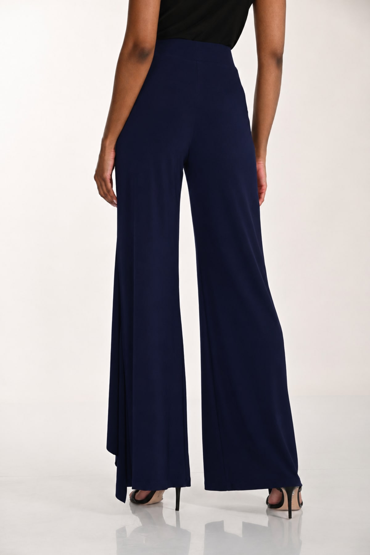 Pantalon Zélyna - Pantalon fluide à jambes larges et panneaux drapés