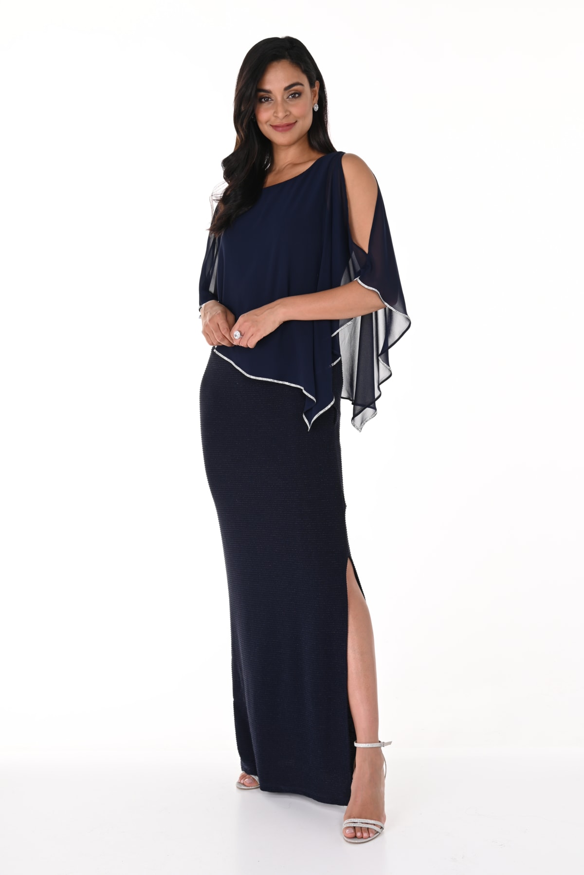 Aleyna — robe longue droite cape mousseline strass fente