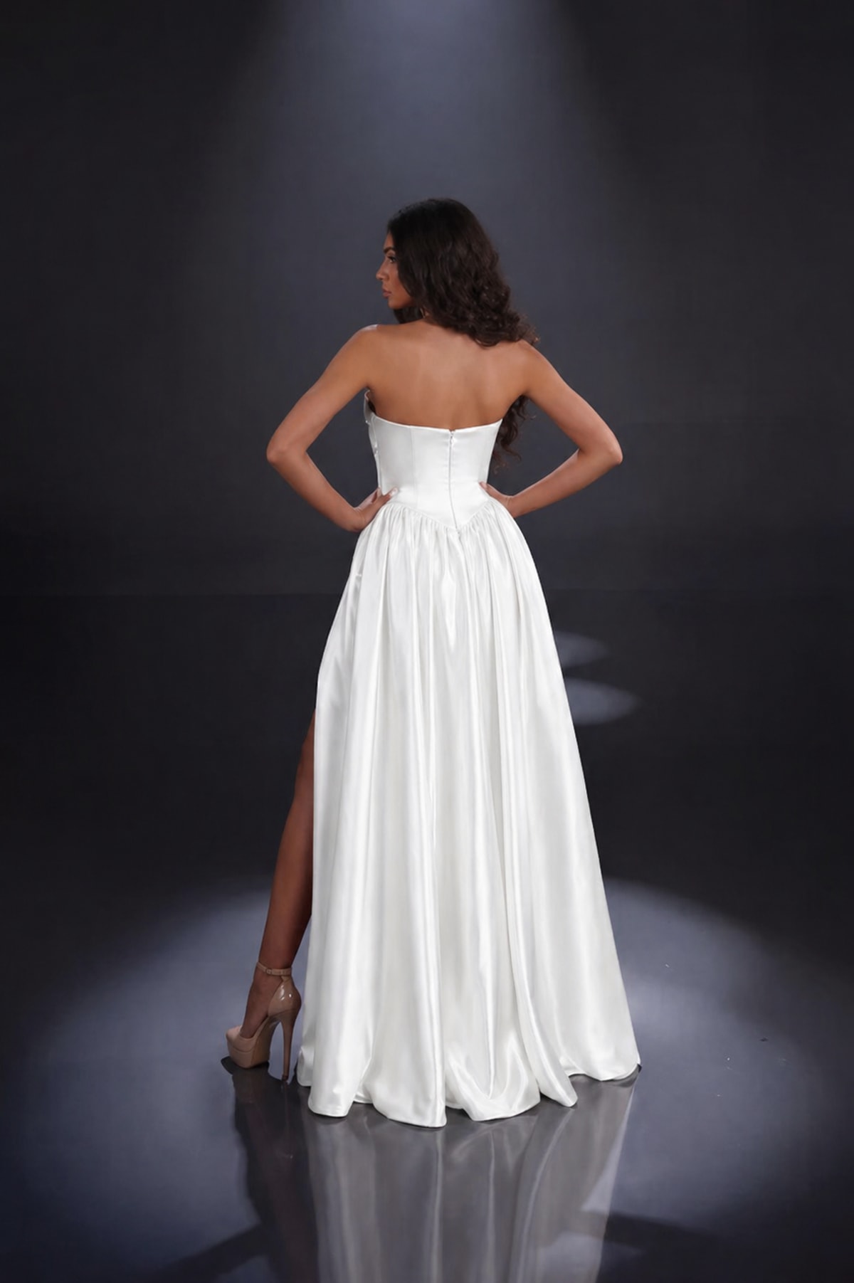 Laeticia — robe longue bustier satin drapé fente haute