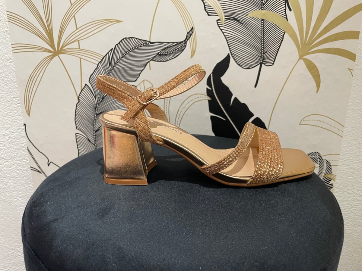 Anastasia — sandales soirée bout carré strass talon 6 cm
