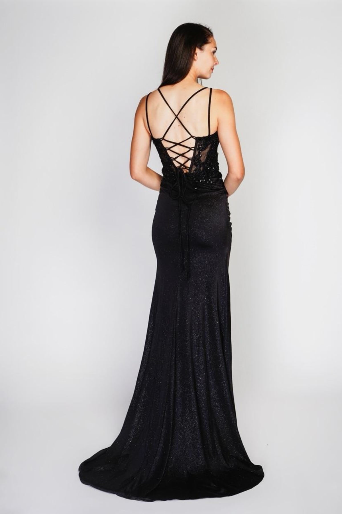 Julia — robe longue glamour cache-cœur plissé découpes drapées