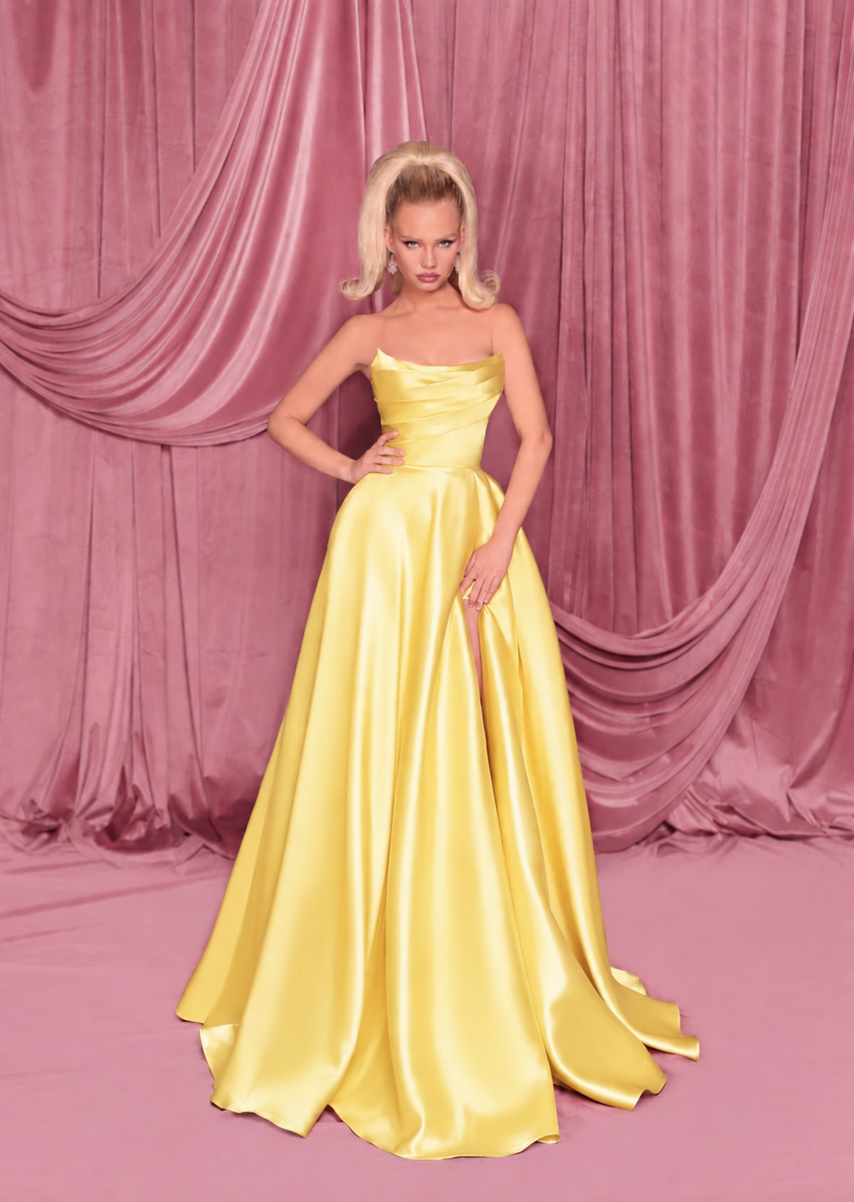 Louana — robe longue bustier drapé satin fendue