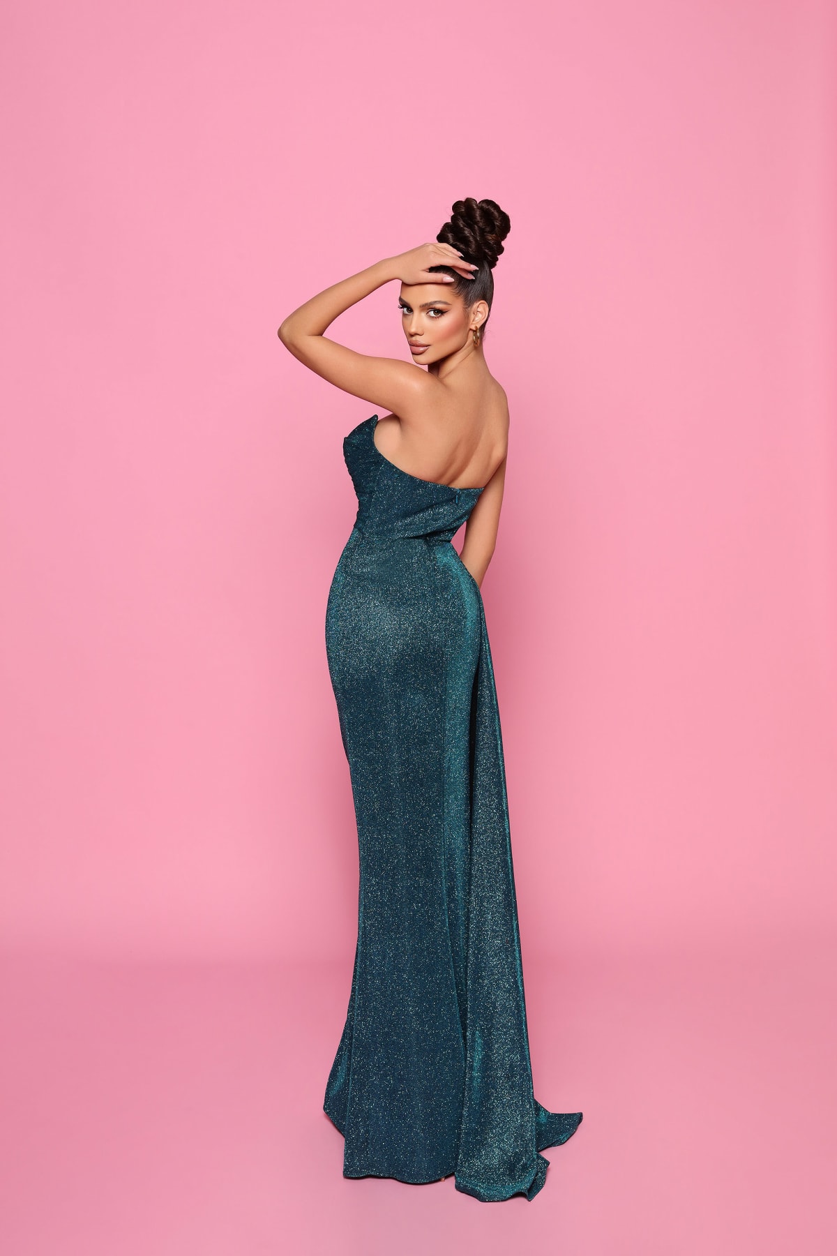 Stella — robe bustier forme fourreau drapé scintillante