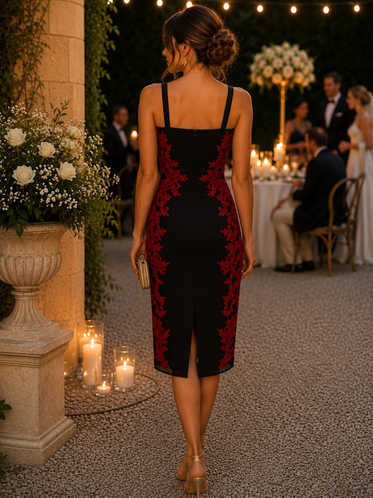 Désirée — robe cocktail fourreau décolleté emmanchure américaine dentelle